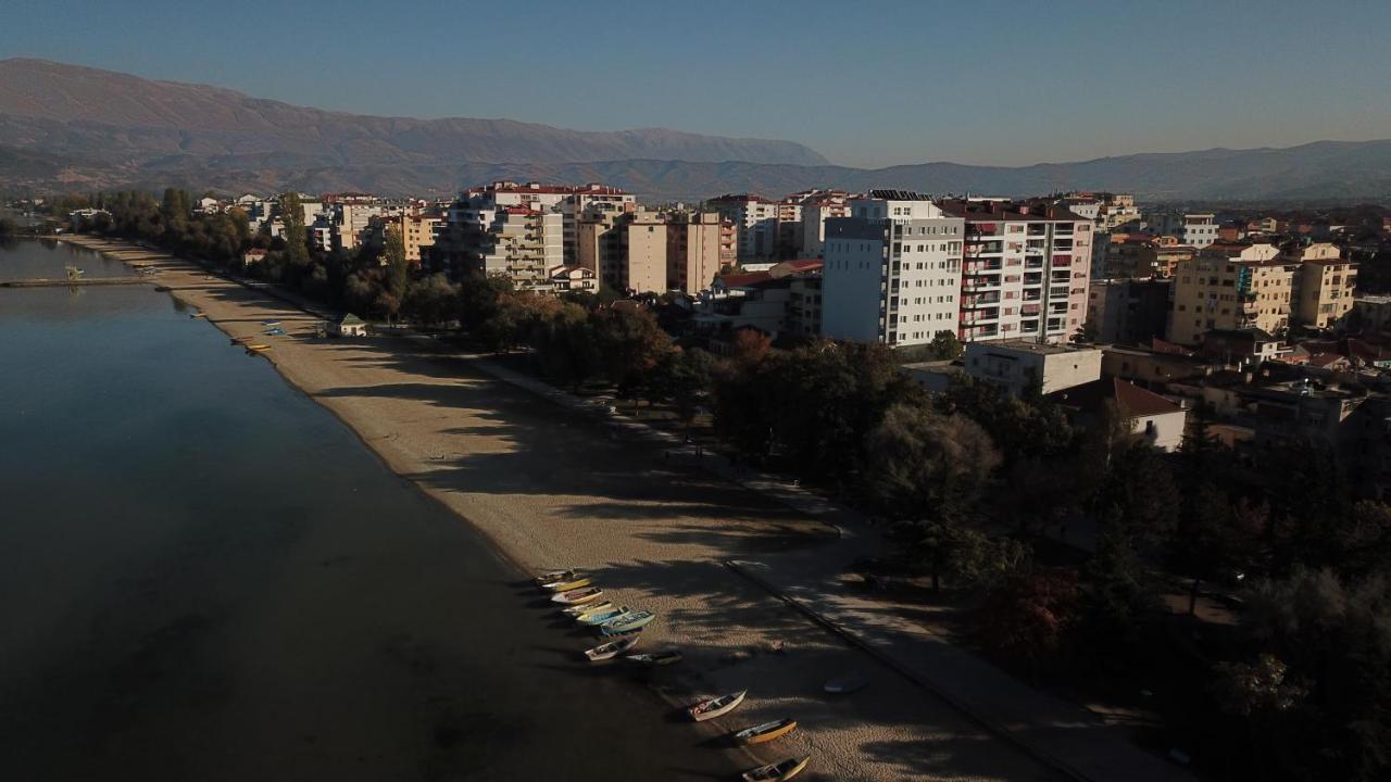 Hotel Elite Pogradec Exterior foto